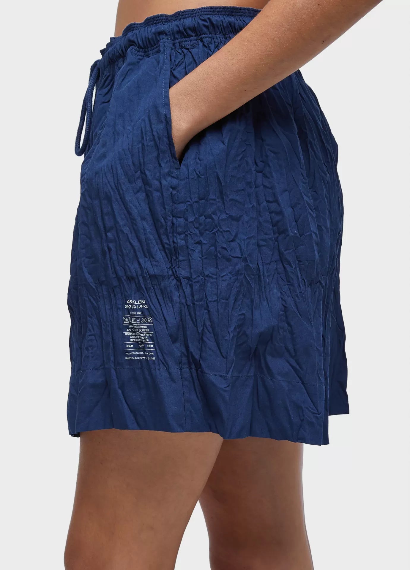 Short Wrinkled Osklen