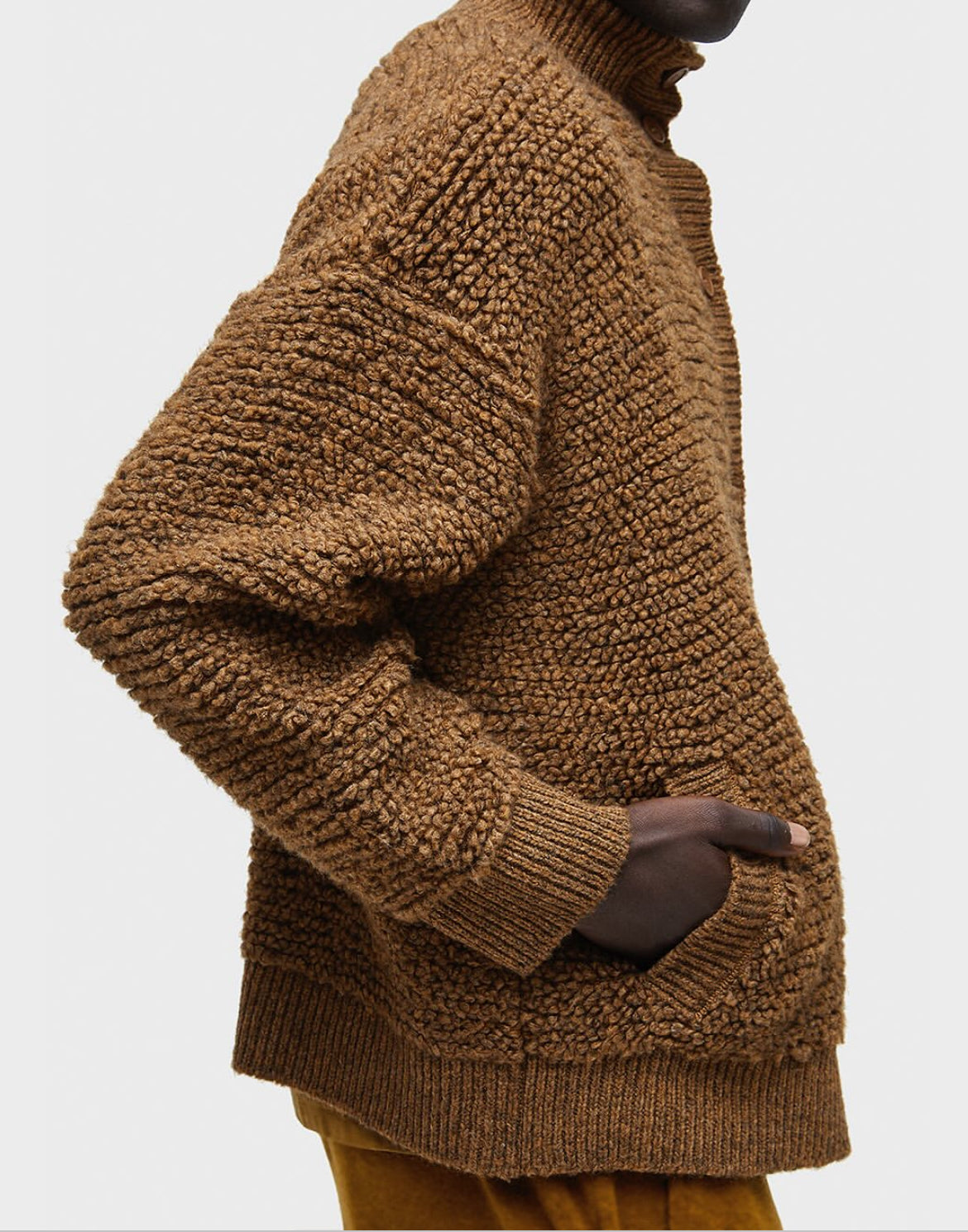 Cardigan Furry Gola Alta Osklen