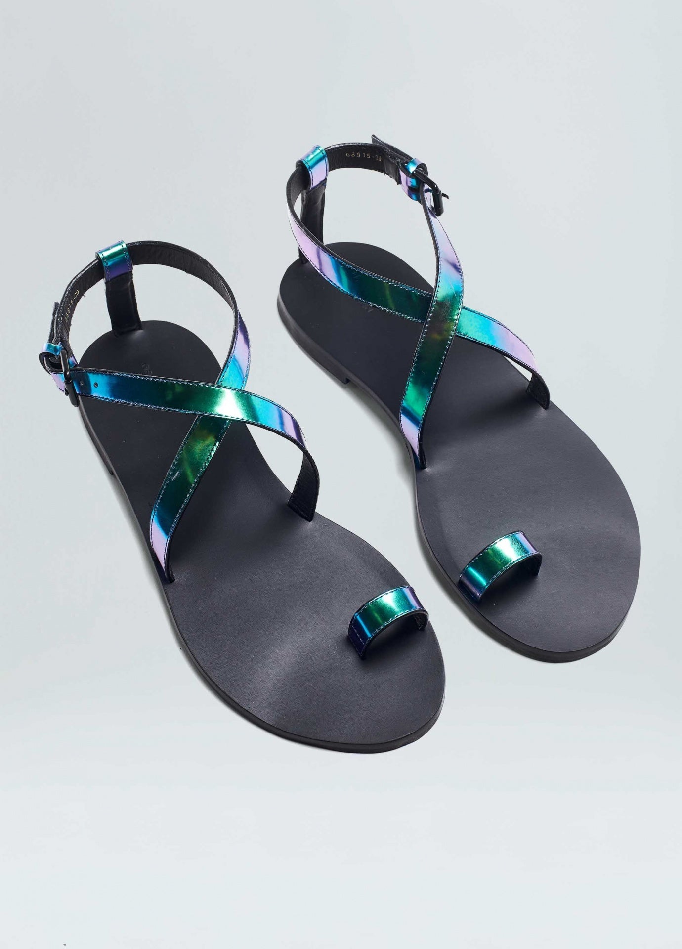 Sandália Flat Straps Holográfica