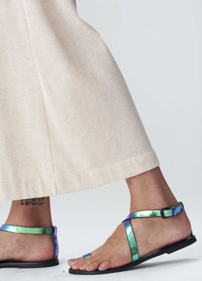 Sandália Flat Straps Holográfica