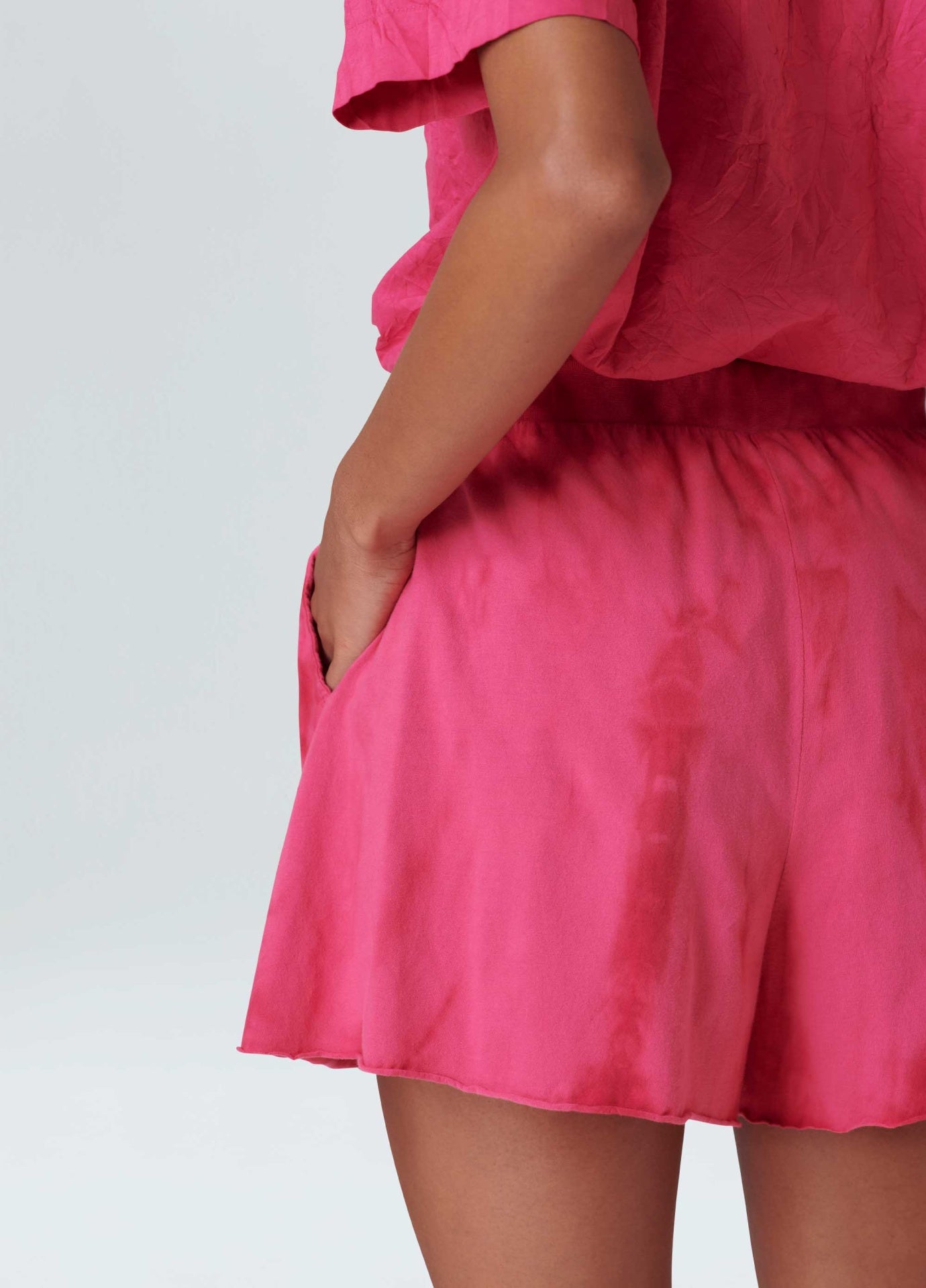 Short Fem Tie Dye Pink Osklen