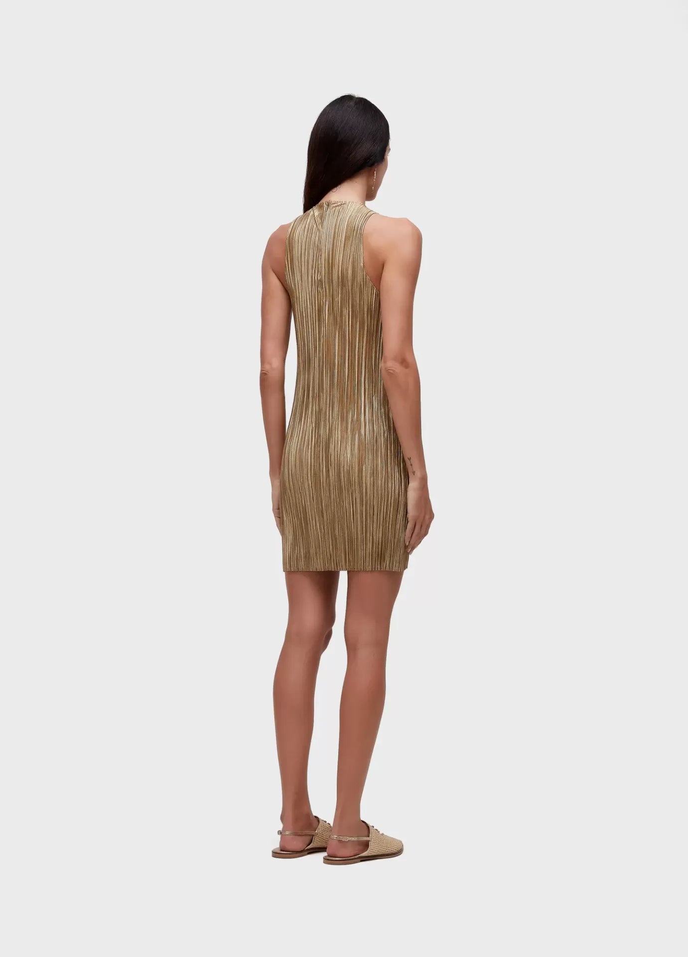 Vestido Raglan Curto Plissado Gold Osklen