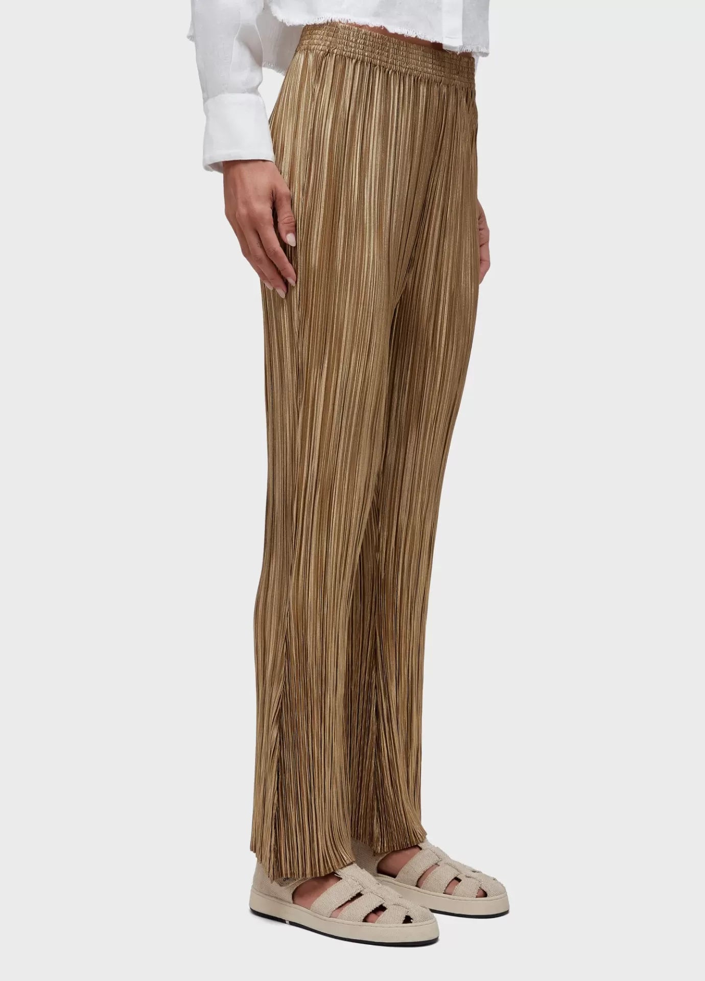 Calça Reta Plisse Gold Osklen