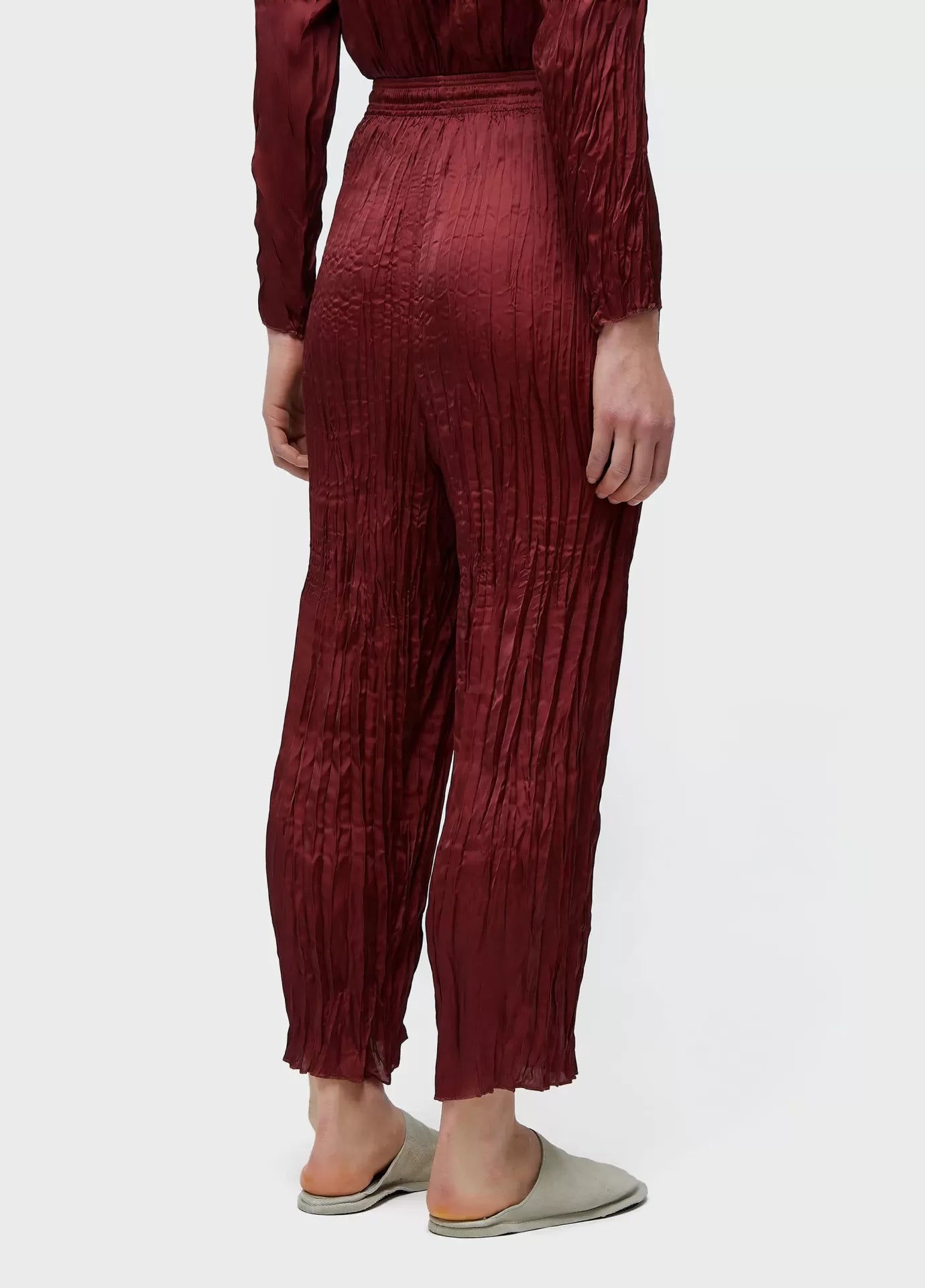 Calça Reta Wrinkled Satin Double Face Osklen