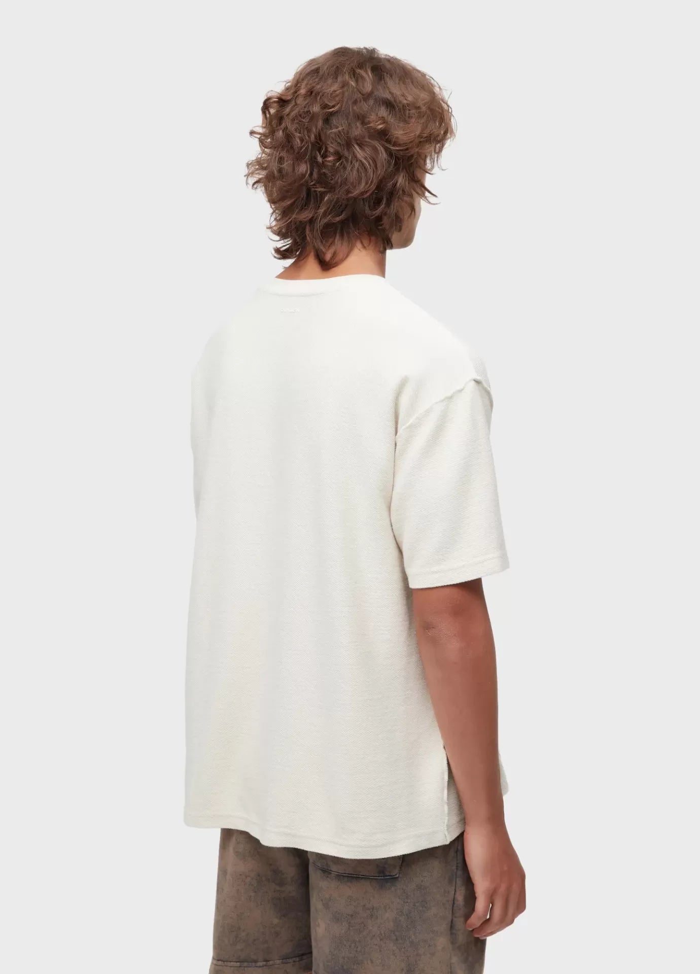 T-shirt Over Rustic Texture Osklen