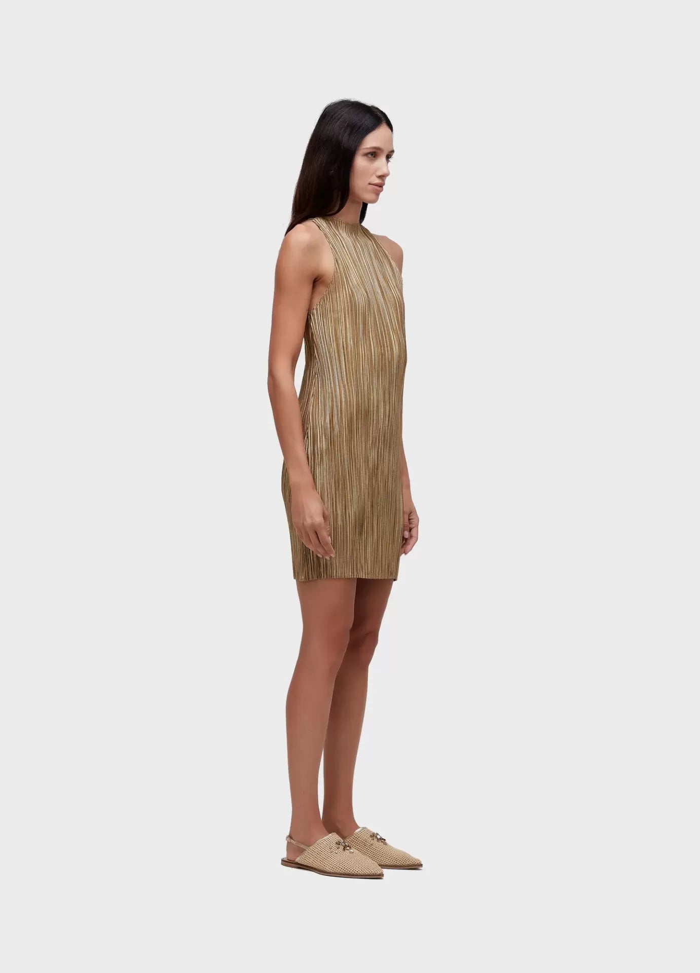 Vestido Raglan Curto Plissado Gold Osklen