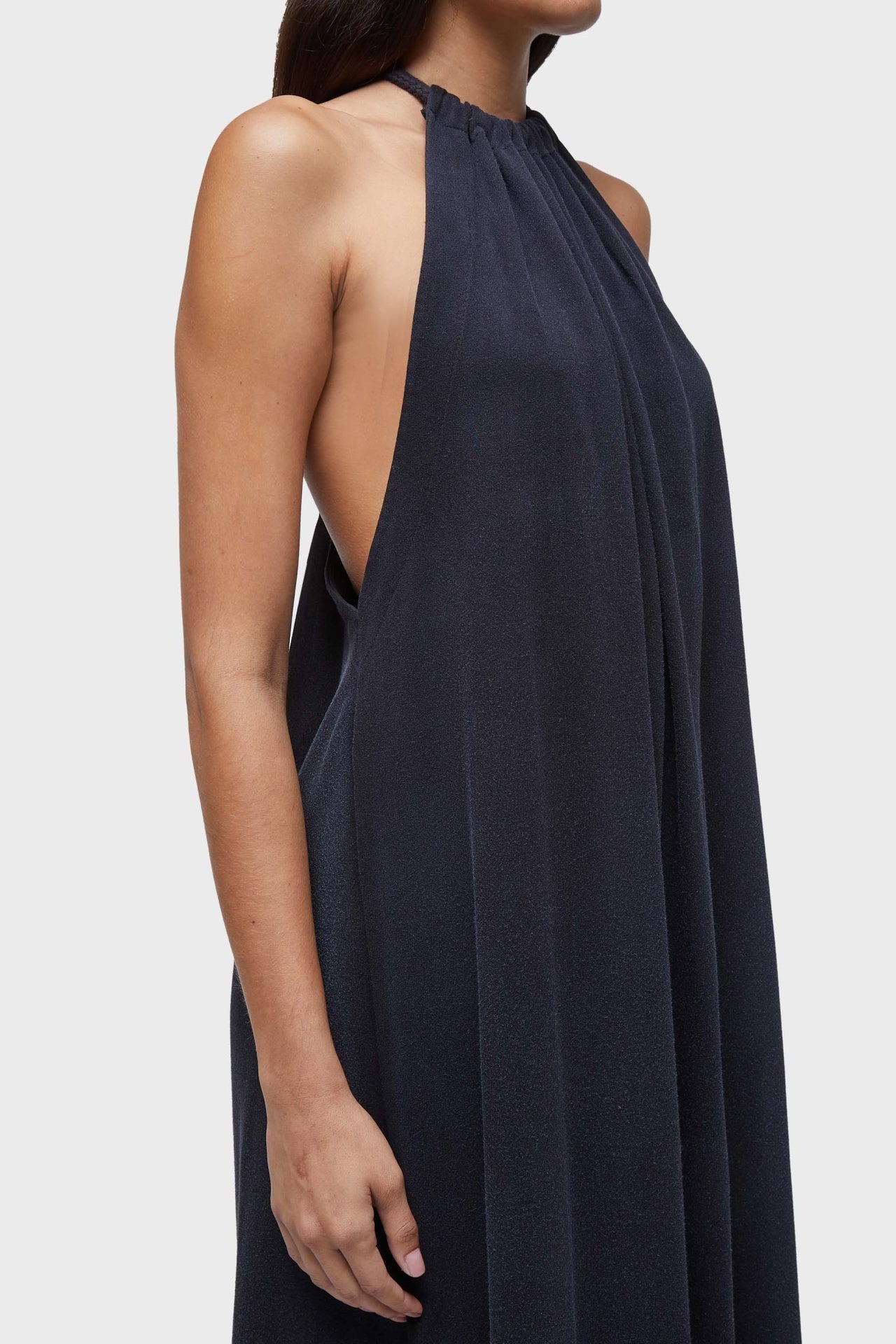 Vestido frente unica cordas