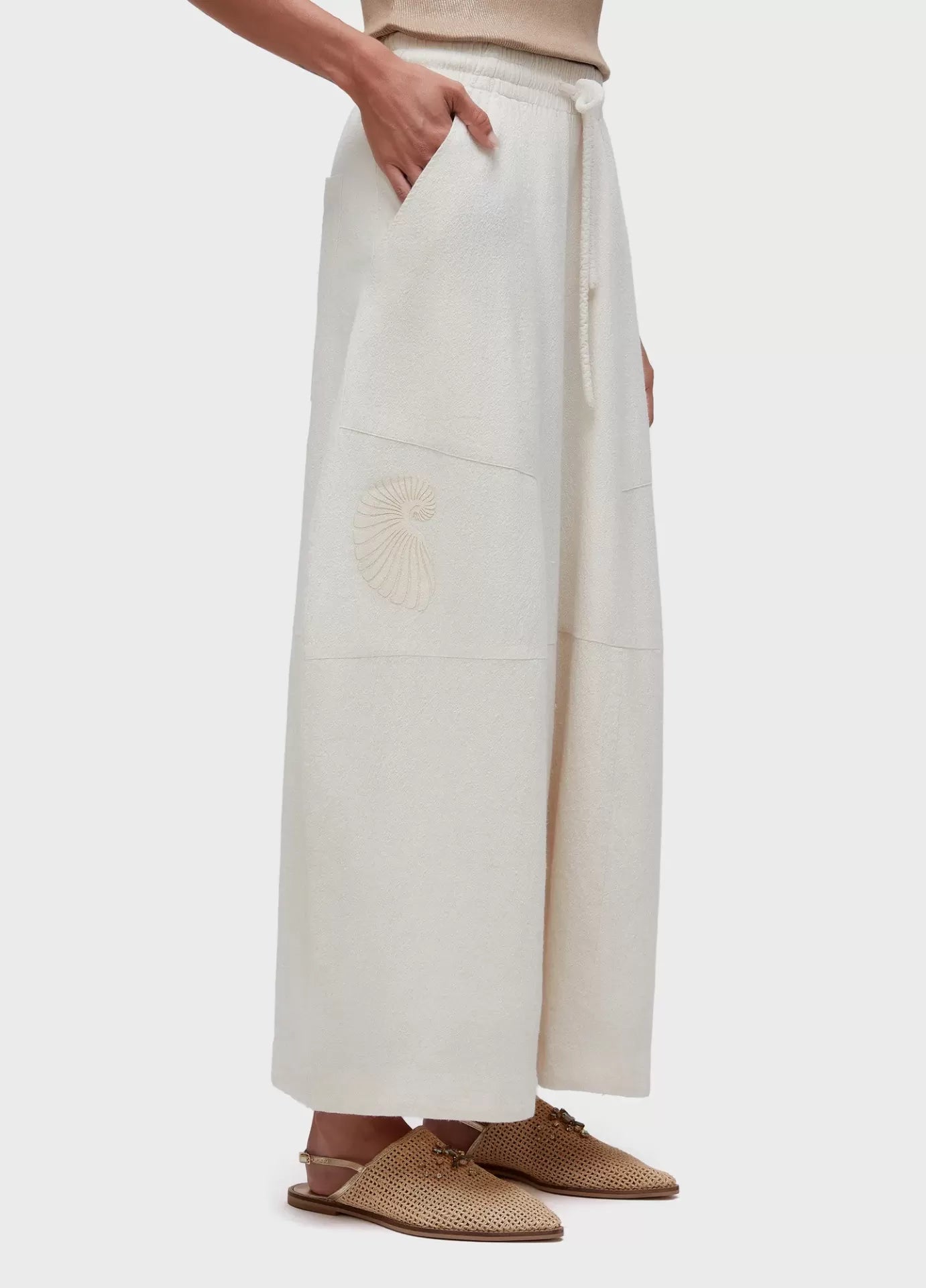 Calça Bordado Concha Osklen